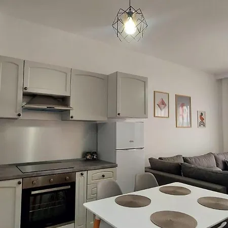 Vaso Apartment, Qerret شقة *