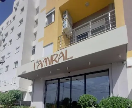 Vaso Apartment, Qerret