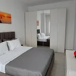 Vaso Apartment, Qerret *