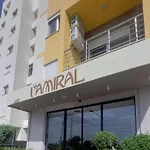 Vaso Apartment, Qerret